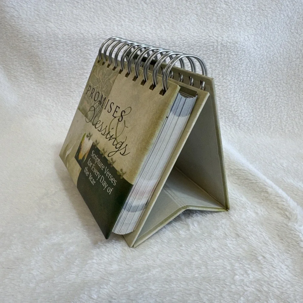 DaySpring Promises & Blessings Perpetual Flip Calendar Scripture Verses DS 16766